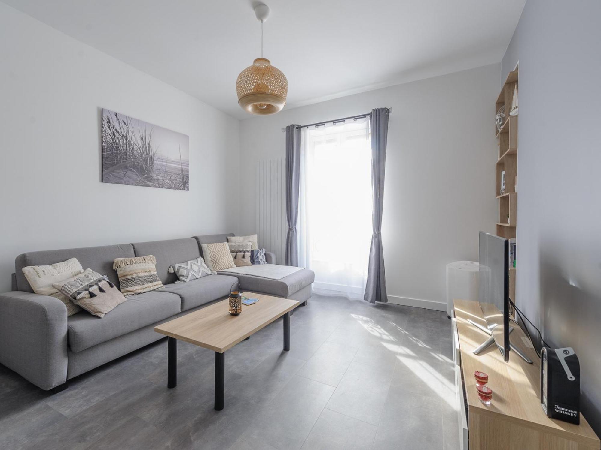 Studio Renove Au Coeur De La Rochelle, Marche A 25M, 2 Personnes, Wifi - Fr-1-535-43 La Rochelle  Exterior photo